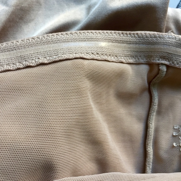 Assets High Waisted Nude by SPANX - Picture 4 of 4